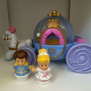 Little people Cinderella coach with prince and princess